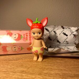Sonny Angel Strawberry Love Series - Fawn - Open Box, Brand New